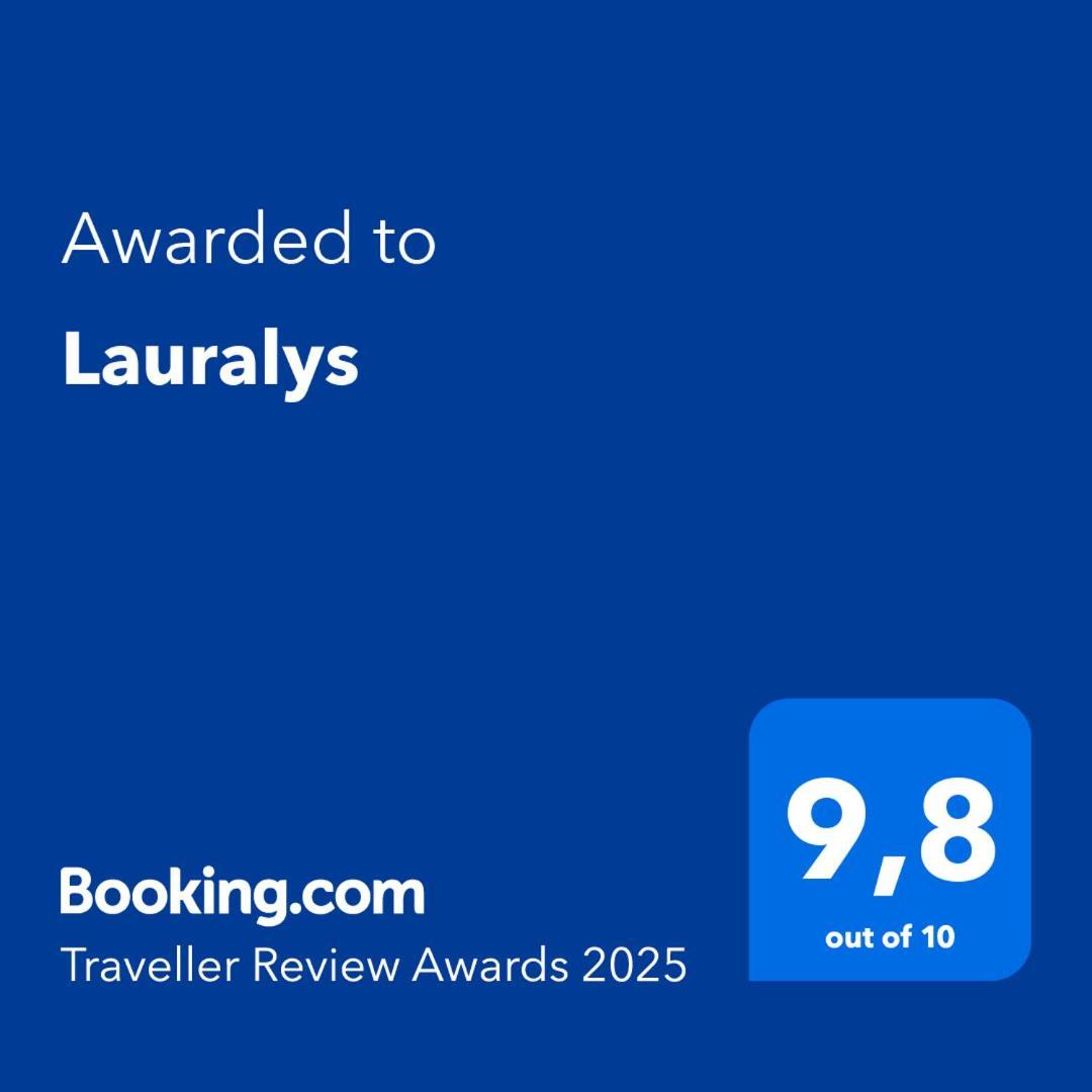 Lauralys Hotell Mons Eksteriør bilde
